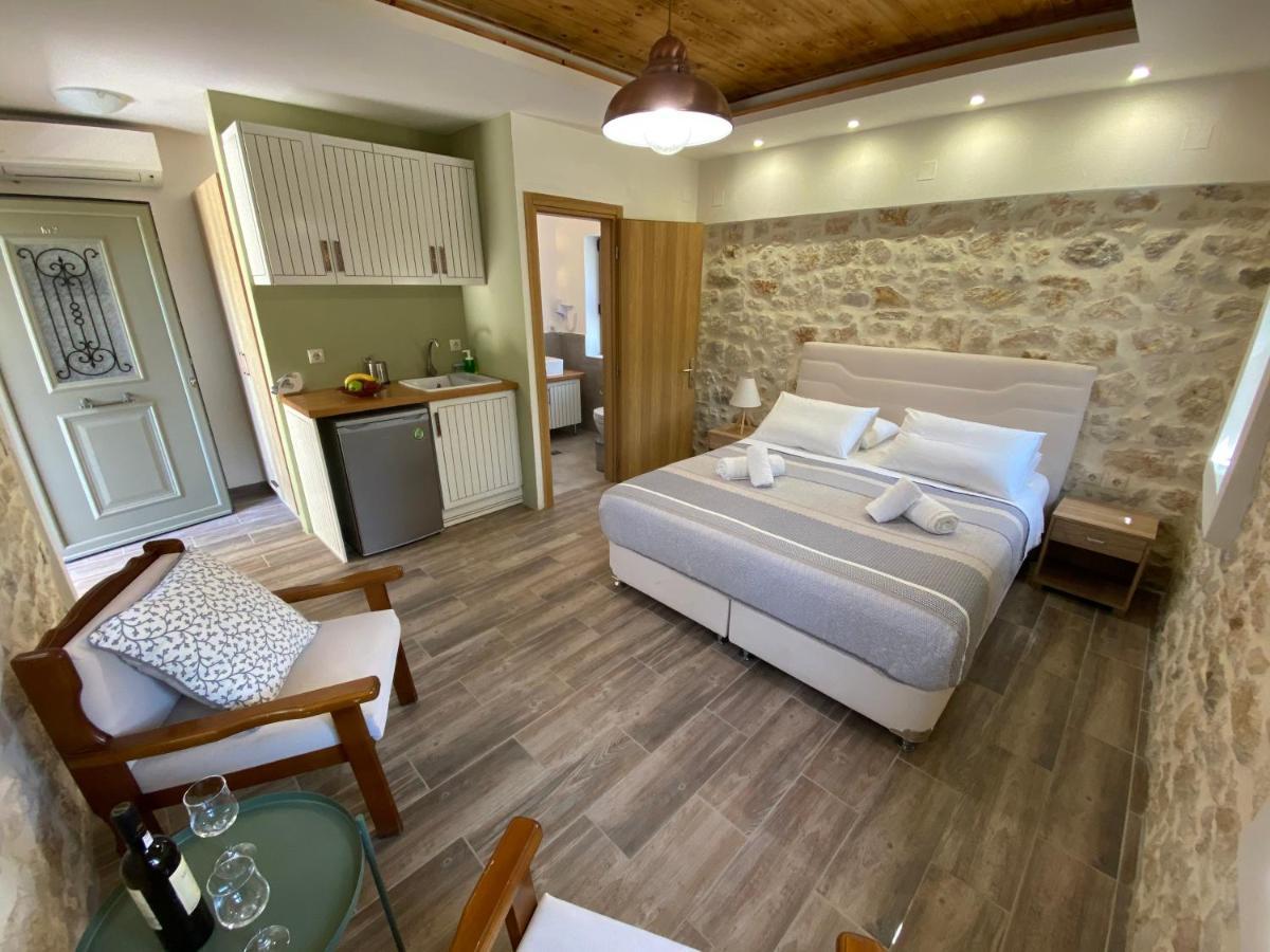 Hotel Mikros Paradisos Sívota Exterior foto